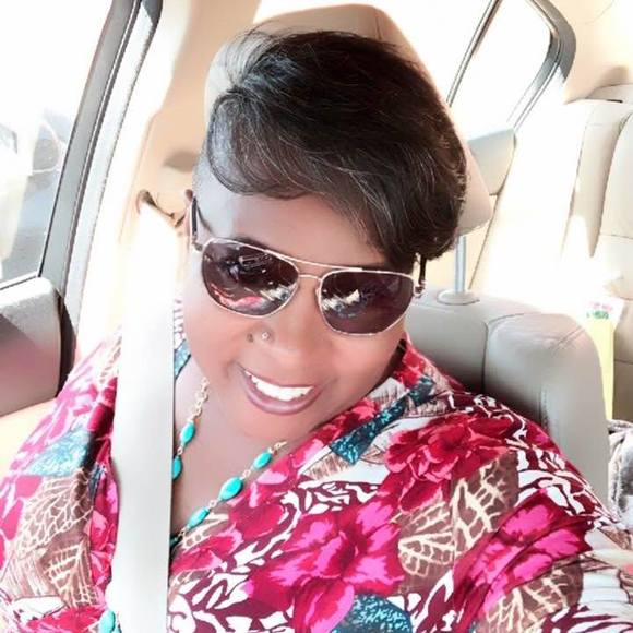 Meet your Posher, Laurel - Picture 1 of 1